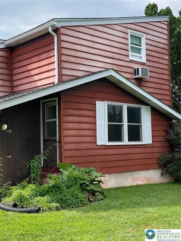 73 S Church Street #B, Macungie